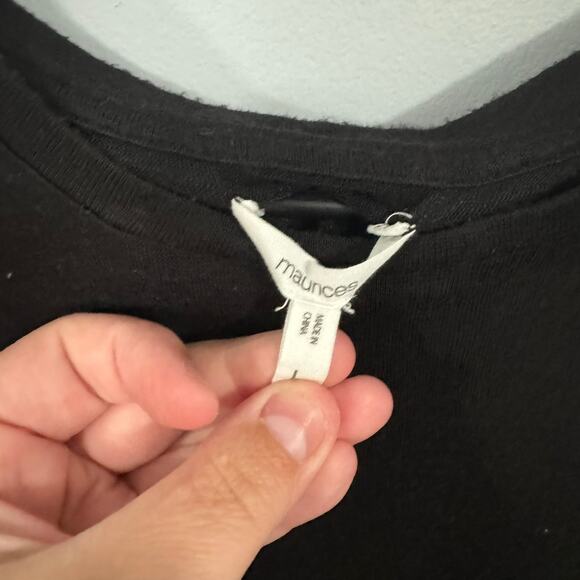 Maurices Solid Black Eyelet Flutter Sleeve Top Size Large Modest Neckline - Picture 3 of 7